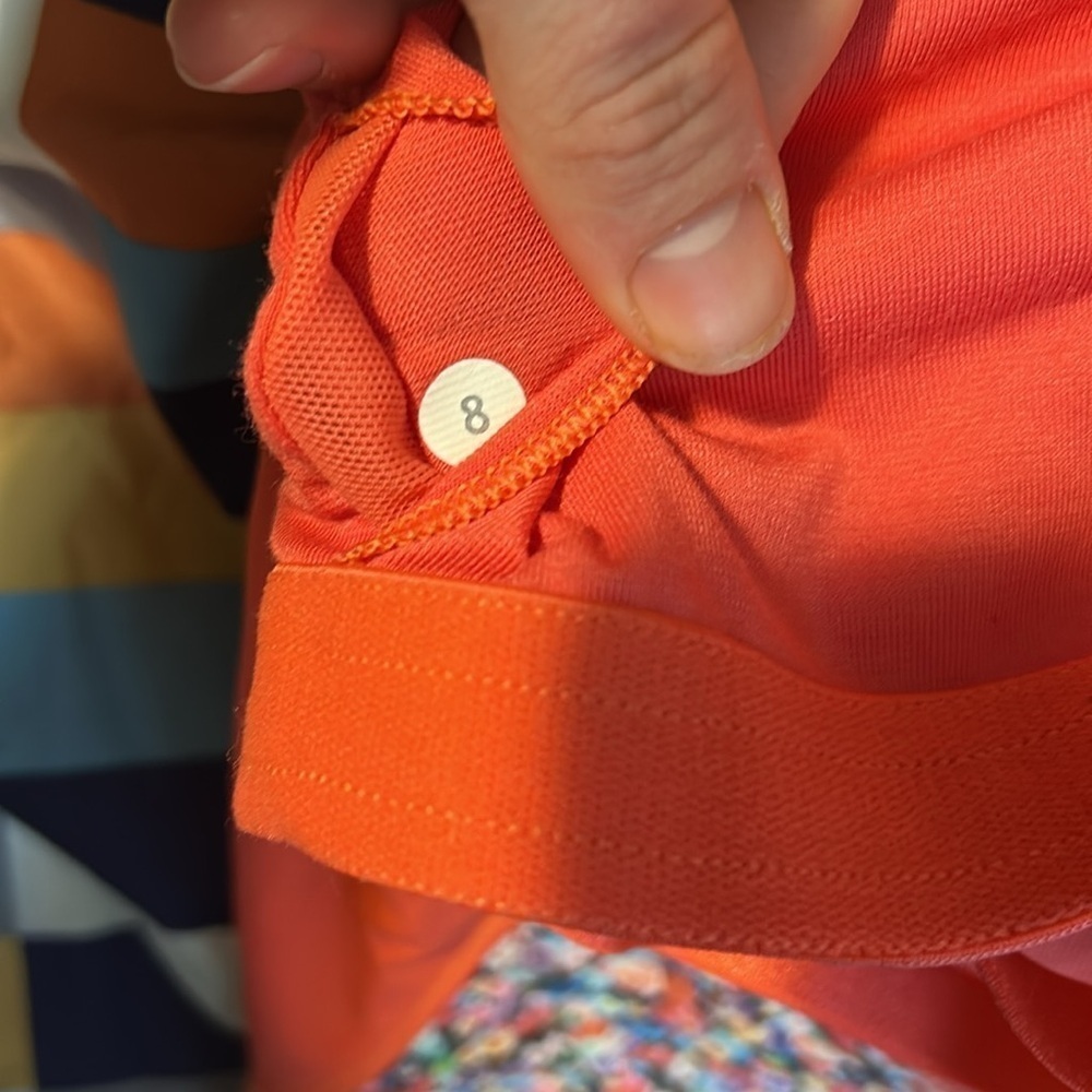 Lululemon Mesh With Me Pink Peach Floral Tank‎ Top 8 - Picture 5 of 5
